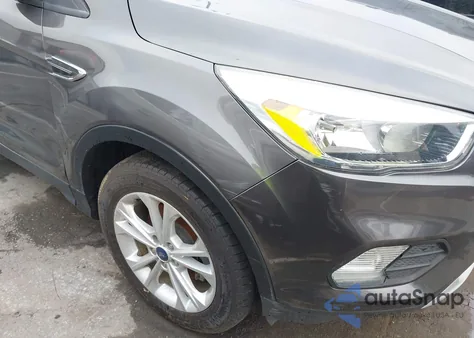 2017 Ford Escape Se z USA, uszkodzony, nr VIN 1FMCU0GD1HUB57031